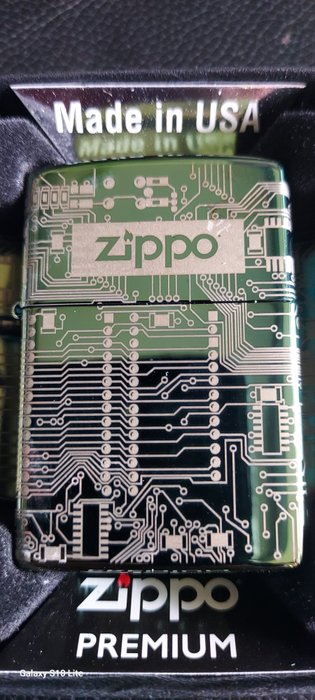 Zippo zippo 2022 d'occasion  