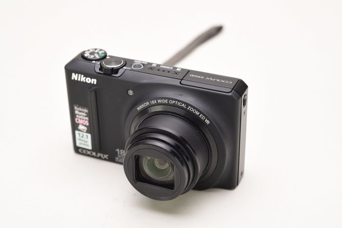 Nikon coolpix 9100 usato  