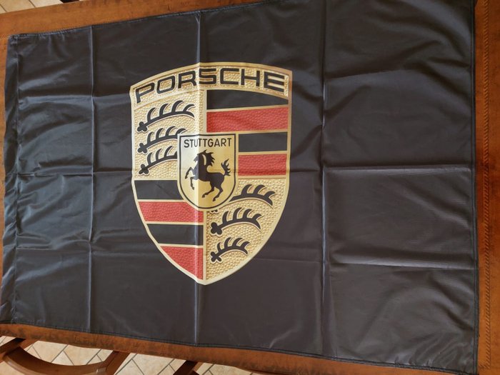 Flags porsche 2000 for sale  