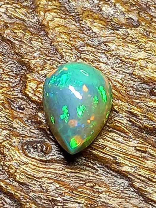 Flashy fire opal for sale  