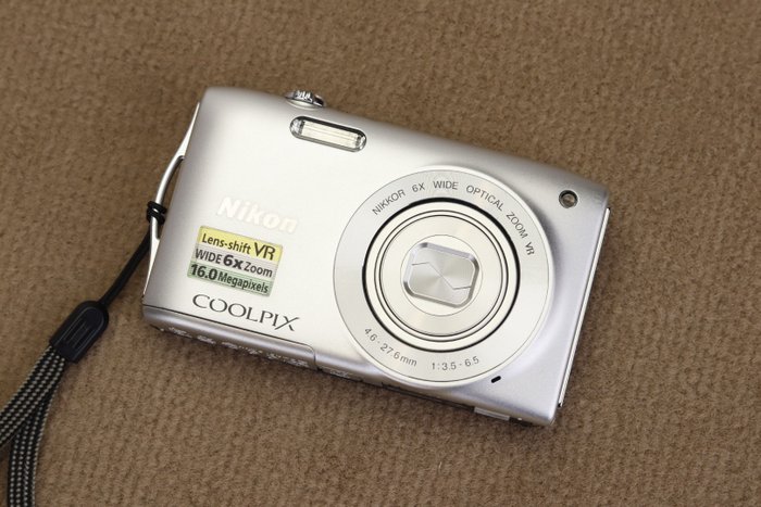 Nikon coolpix s3300 usato  