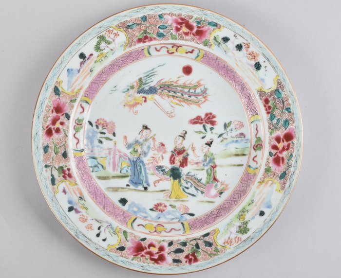 Plate decorated famille for sale  