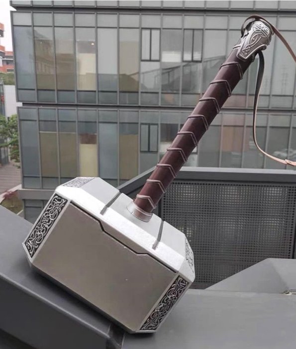 Marvel thor hammer usato  