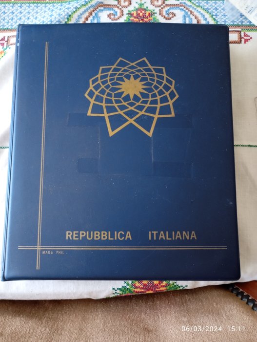 Italy italian republic. usato  