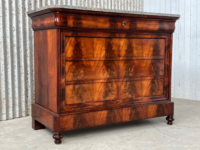 Commode chest drawers for sale  