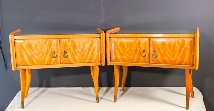 Nightstand maple pair for sale  