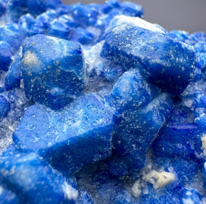 Royal blue lazurite for sale  