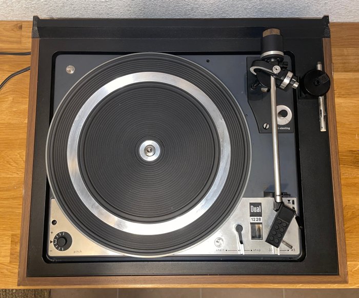 Dual 1228 turntable d'occasion  