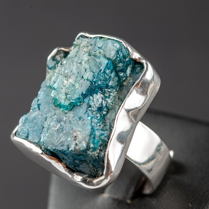 Ring large gem for sale  
