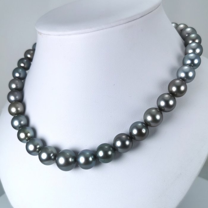 Tahitian pearls necklace for sale  