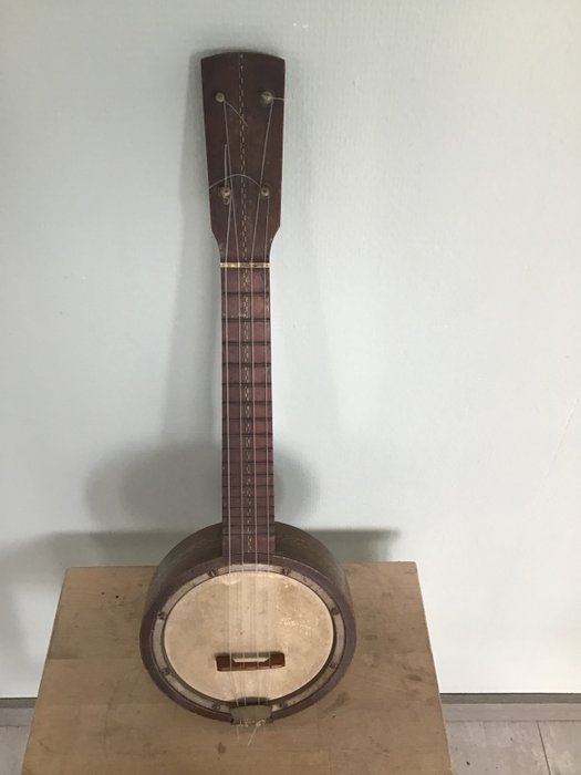 Unknown banjo ukulele usato  