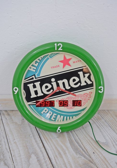 Wall clock heineken usato  