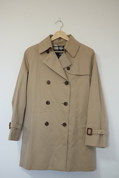 Burberry trench coat usato  