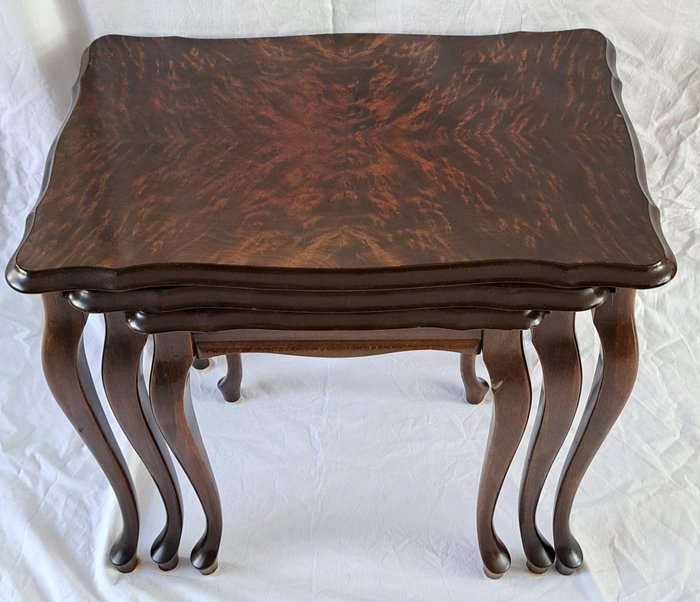 Hkr nesting tables for sale  