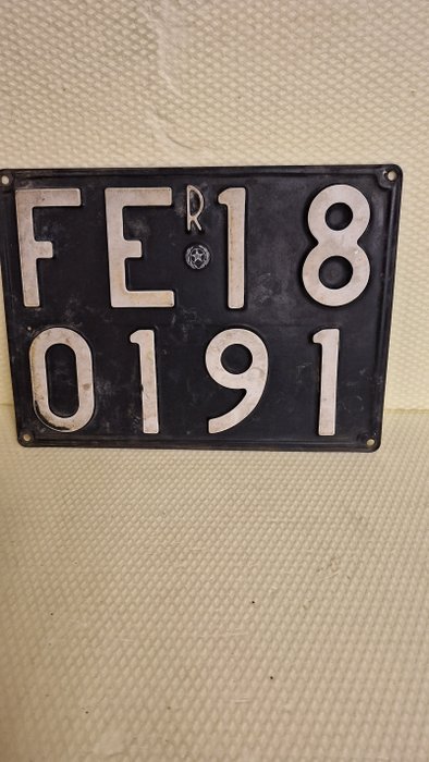 Car license plate usato  