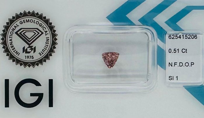 Pcs diamond 0.51 for sale  