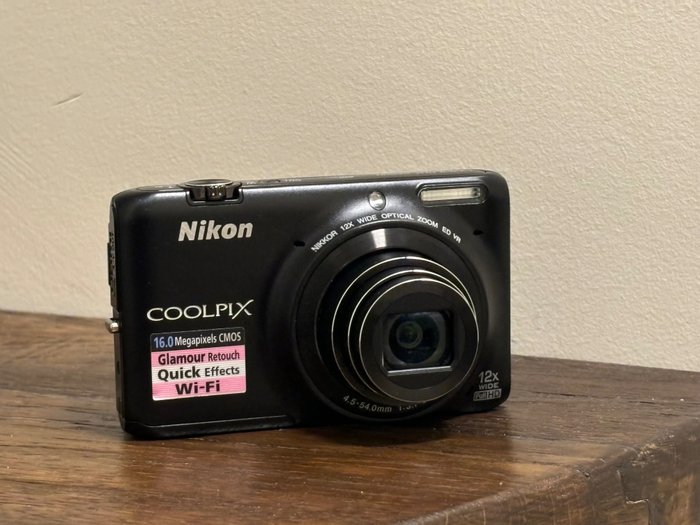 Nikon coolpix 6500 usato  