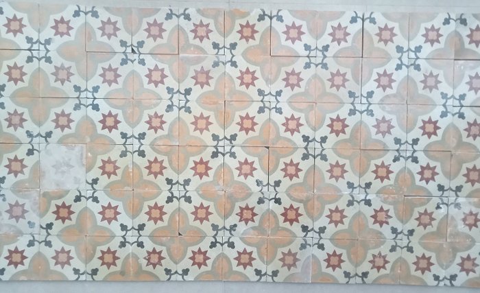 Floor tile early for sale  