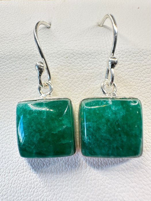 Sapphire green earrings for sale  