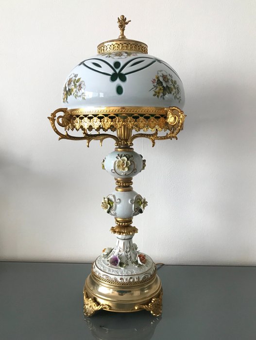 Capodimonte table lamp for sale  