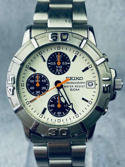 Seiko chronograph reserve for sale  