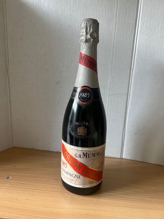1985 mumm champagne usato  