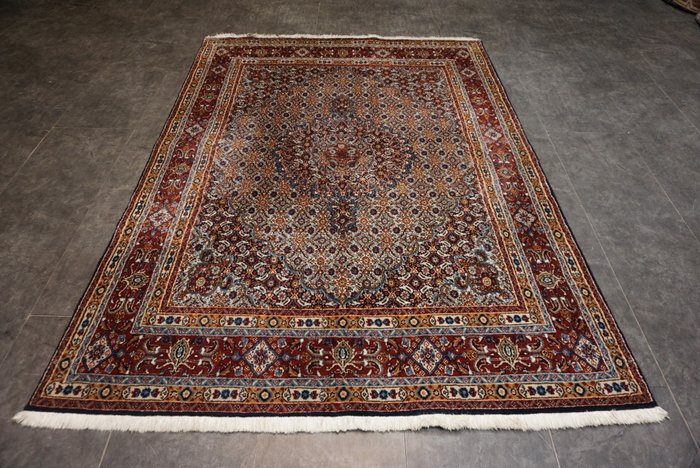 Persian moud rug usato  