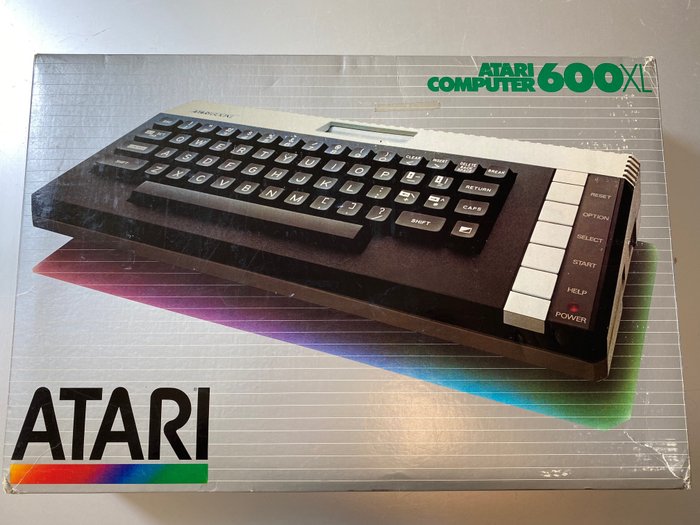 Atari 600xl computer usato  