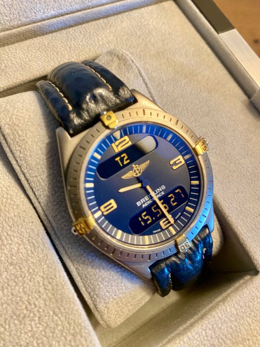 Breitling aerospace f55061 d'occasion  