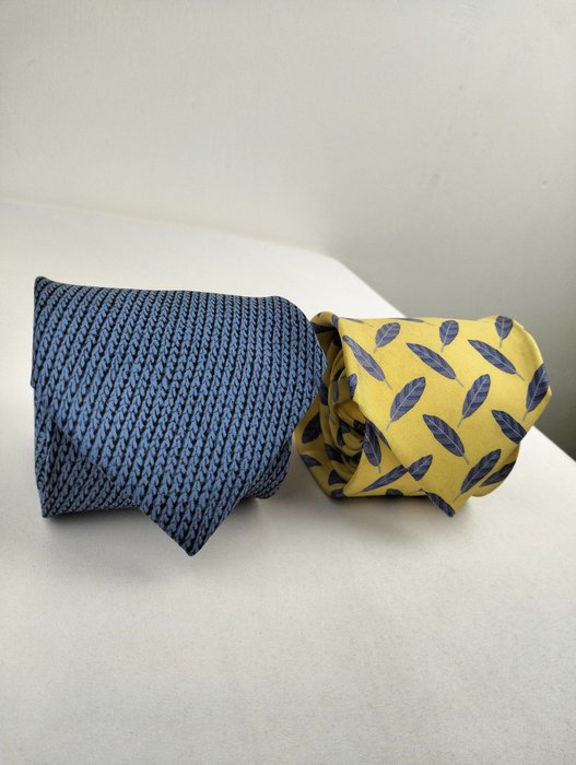 Hermès tie set for sale  