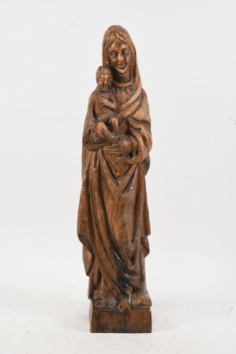 Sculpture madonna con for sale  