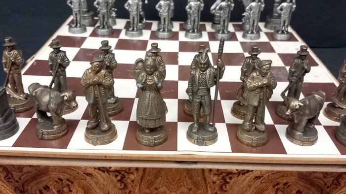 Chess set pescadores for sale  