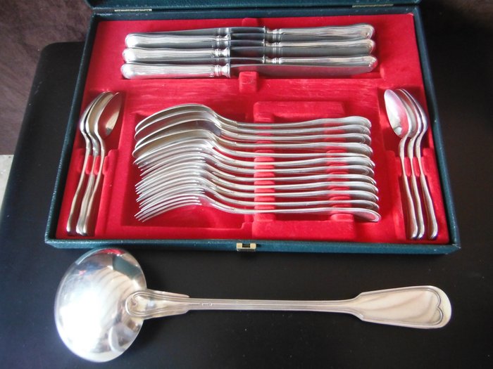 Boulanger cutlery set for sale  