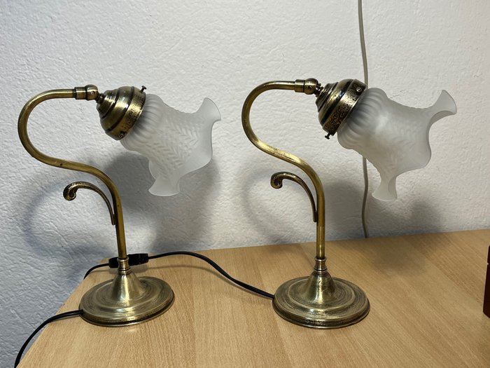 Due lampade vintage usato  