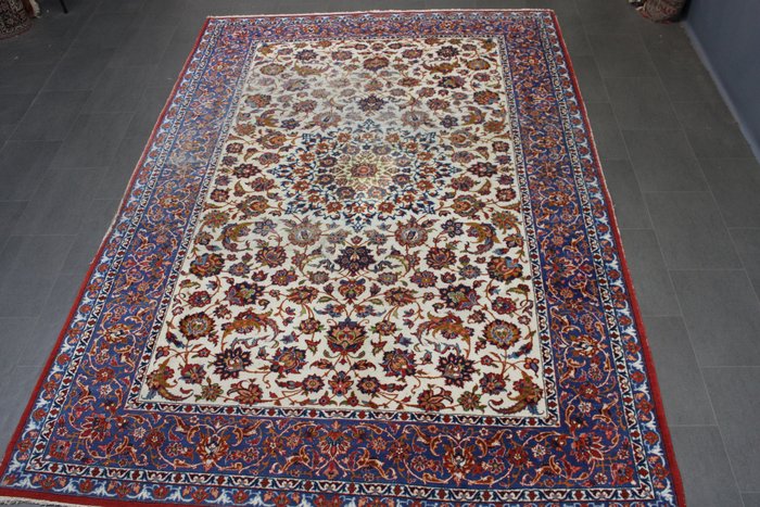Isphahan rug 338 for sale  