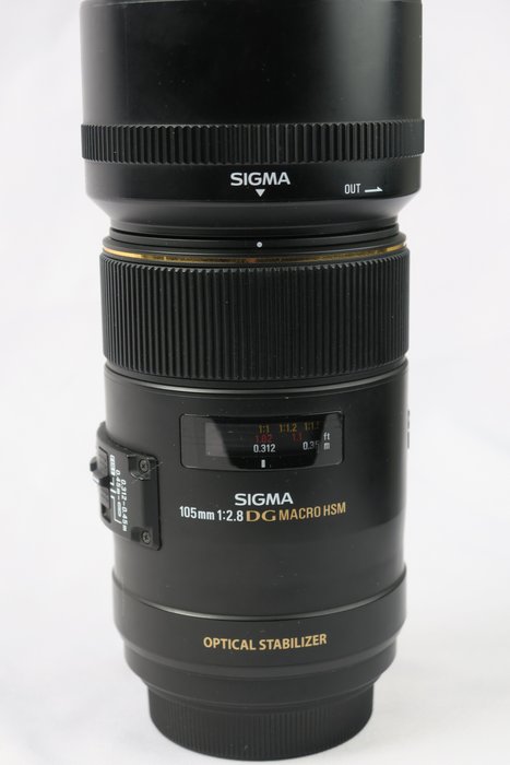 Sigma 105mm 2.8 for sale  