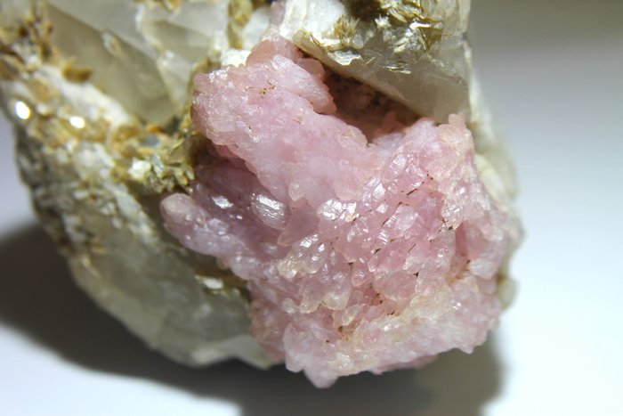 Rose quartz crystals d'occasion  