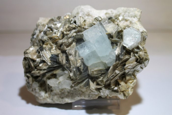 Aquamarine crystals matrix for sale  