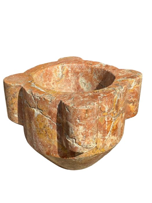 Mortar red marble usato  