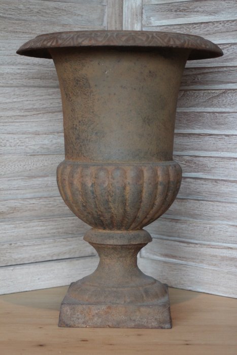 Vase cm. 6kg for sale  