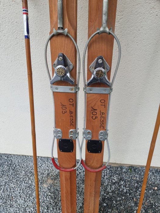 Paire skis bois for sale  