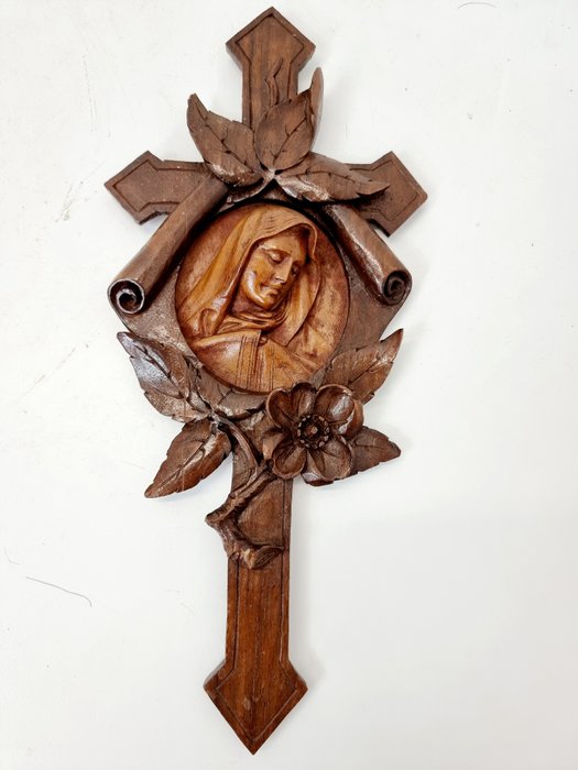 Carving sculpture holy for sale  