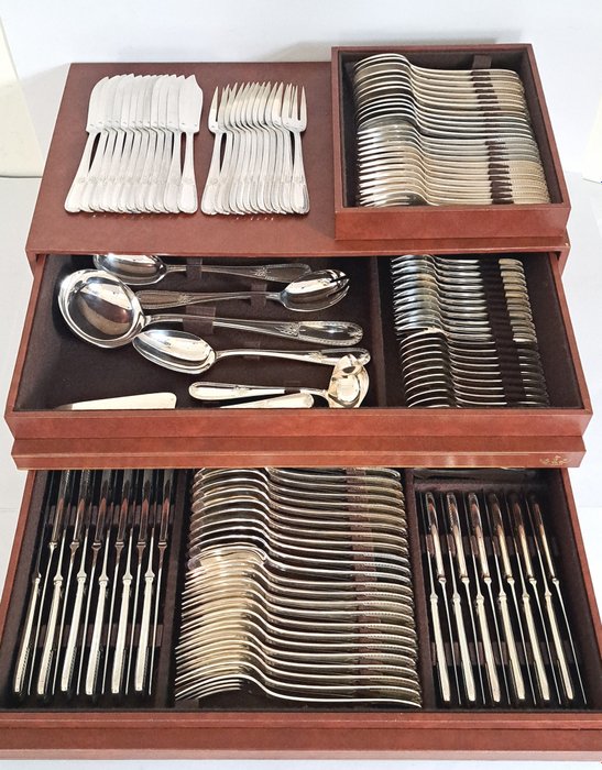 Diwas cutlery set for sale  