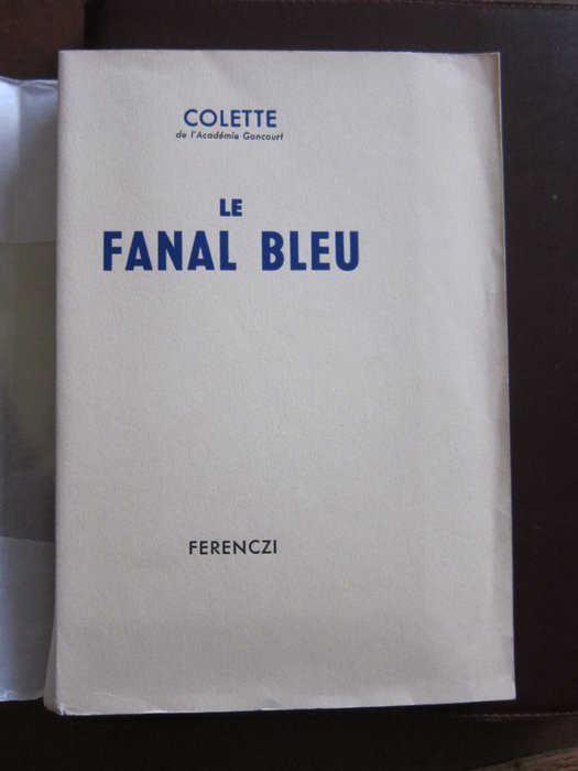 Colette fanal bleu for sale  