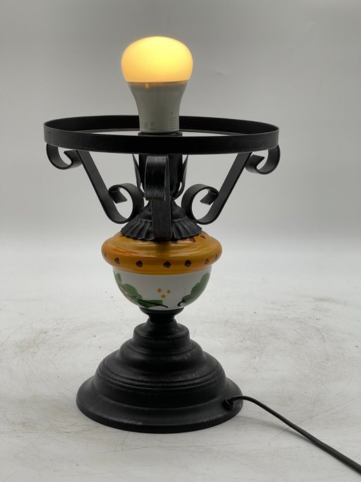 Table lamp vintage usato  