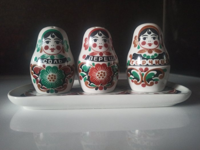 Lomonosov imperial porcelain d'occasion  