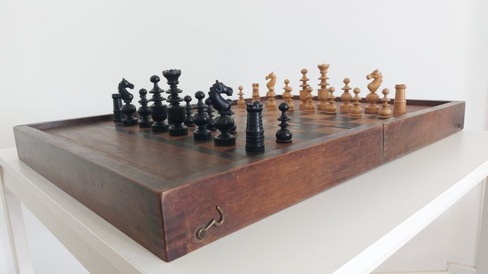 Chess set grand for sale  