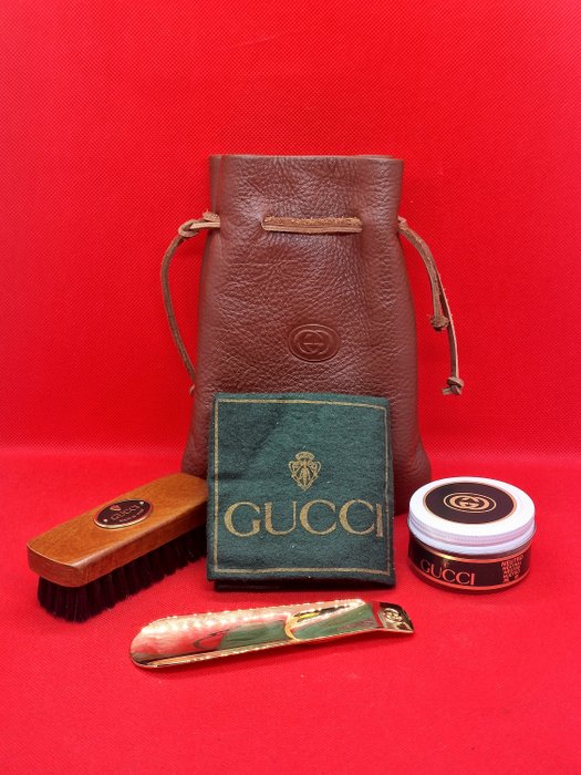 Gucci set accessori usato  