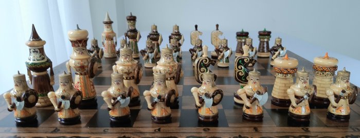 Chess set mongoolse for sale  