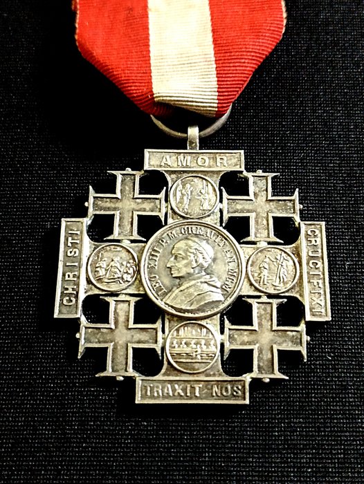 Vatican medal cross usato  